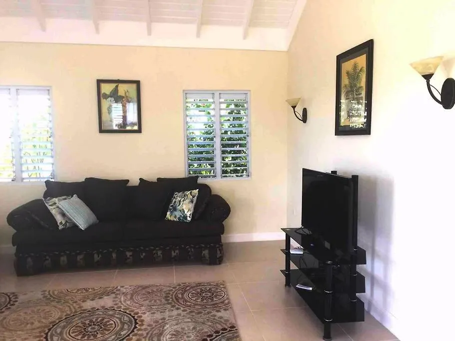 Richmond - Heroes Villa, Ac, Security, Access To Pool, Playground & Private Beach - Welcome Breakfast Basket Villa