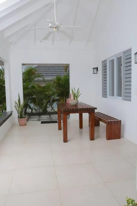 Richmond - Heroes Villa, Ac, Security, Access To Pool, Playground & Private Beach - Welcome Breakfast Basket
