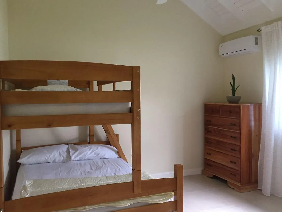 Richmond - Heroes Villa, Ac, Security, Access To Pool, Playground & Private Beach - Welcome Breakfast Basket Villa
