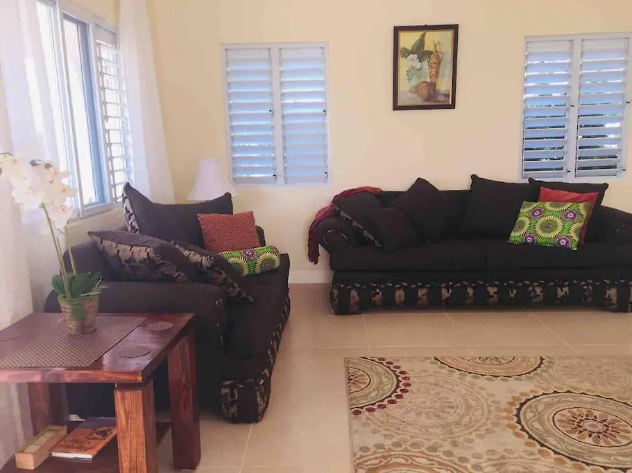 Richmond - Heroes Villa, Ac, Security, Access To Pool, Playground & Private Beach - Welcome Breakfast Basket